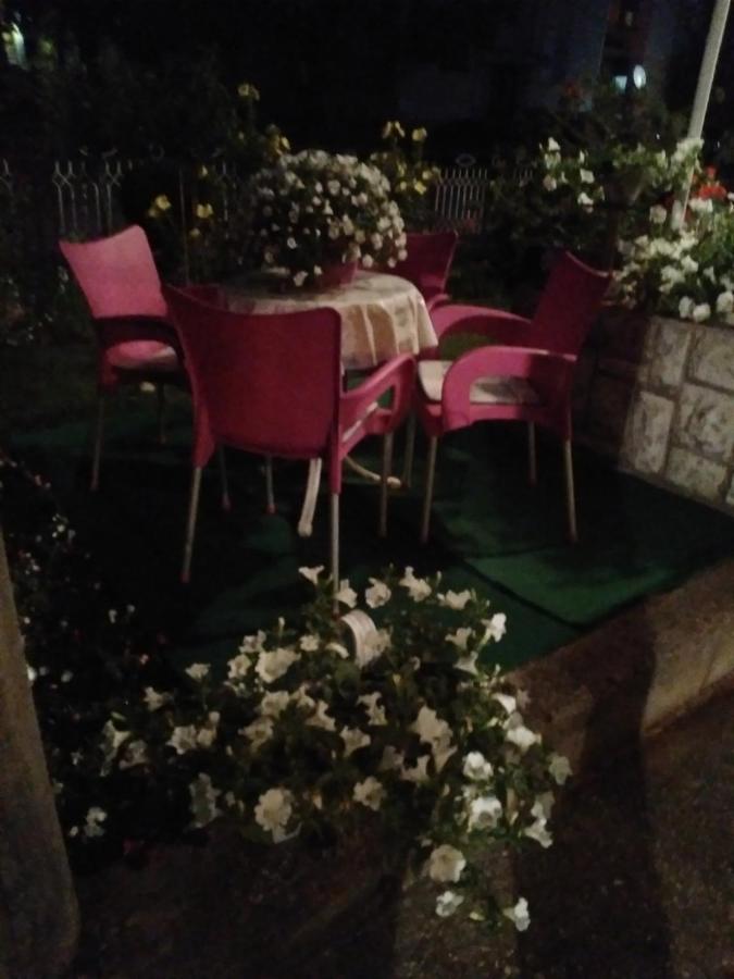 Appartamento Cvijetna Oaza Trebinje Esterno foto