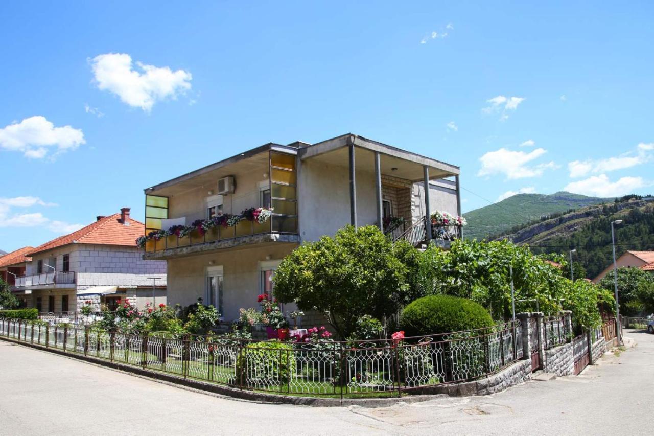 Appartamento Cvijetna Oaza Trebinje Esterno foto